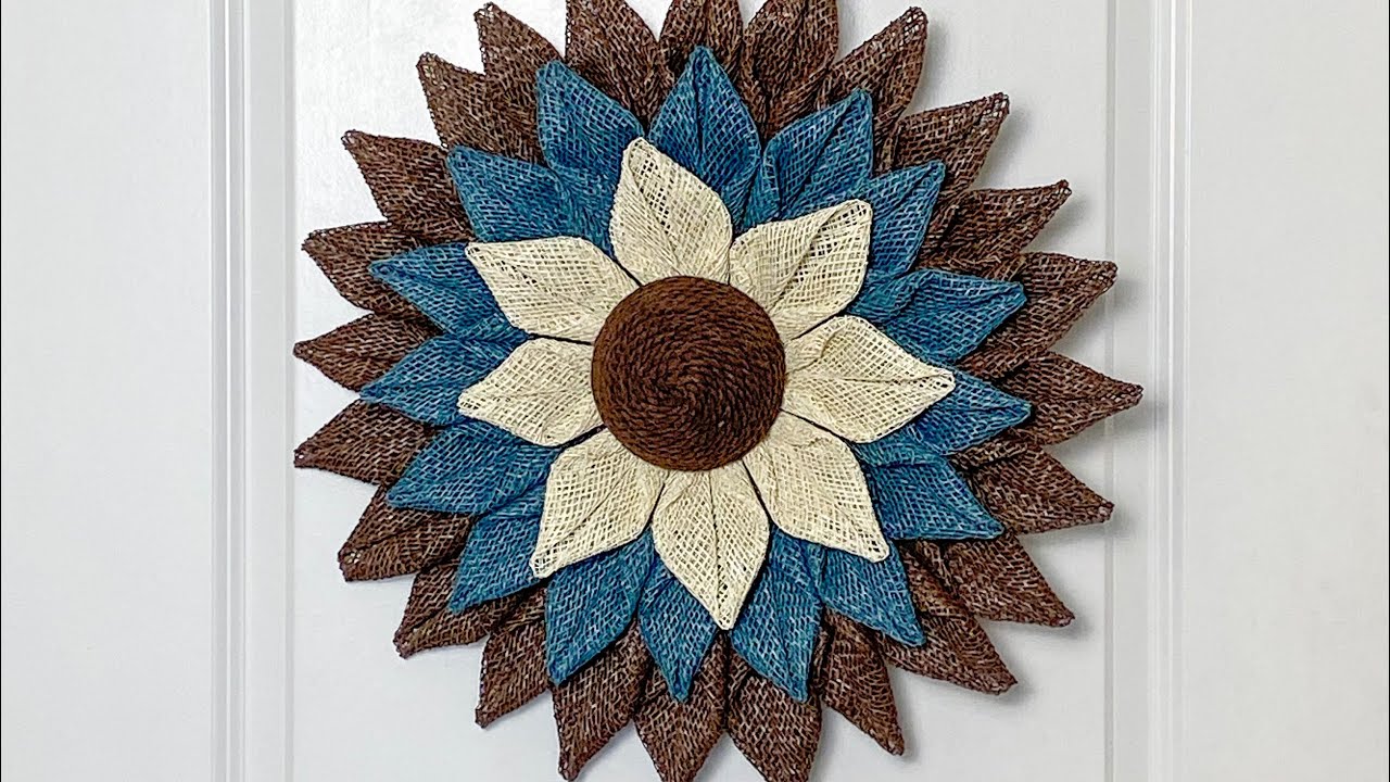 How to Make an Everyday Flower Wreath - DIY Wreath Tutorial - Small Flower Board - Charlotte Petal