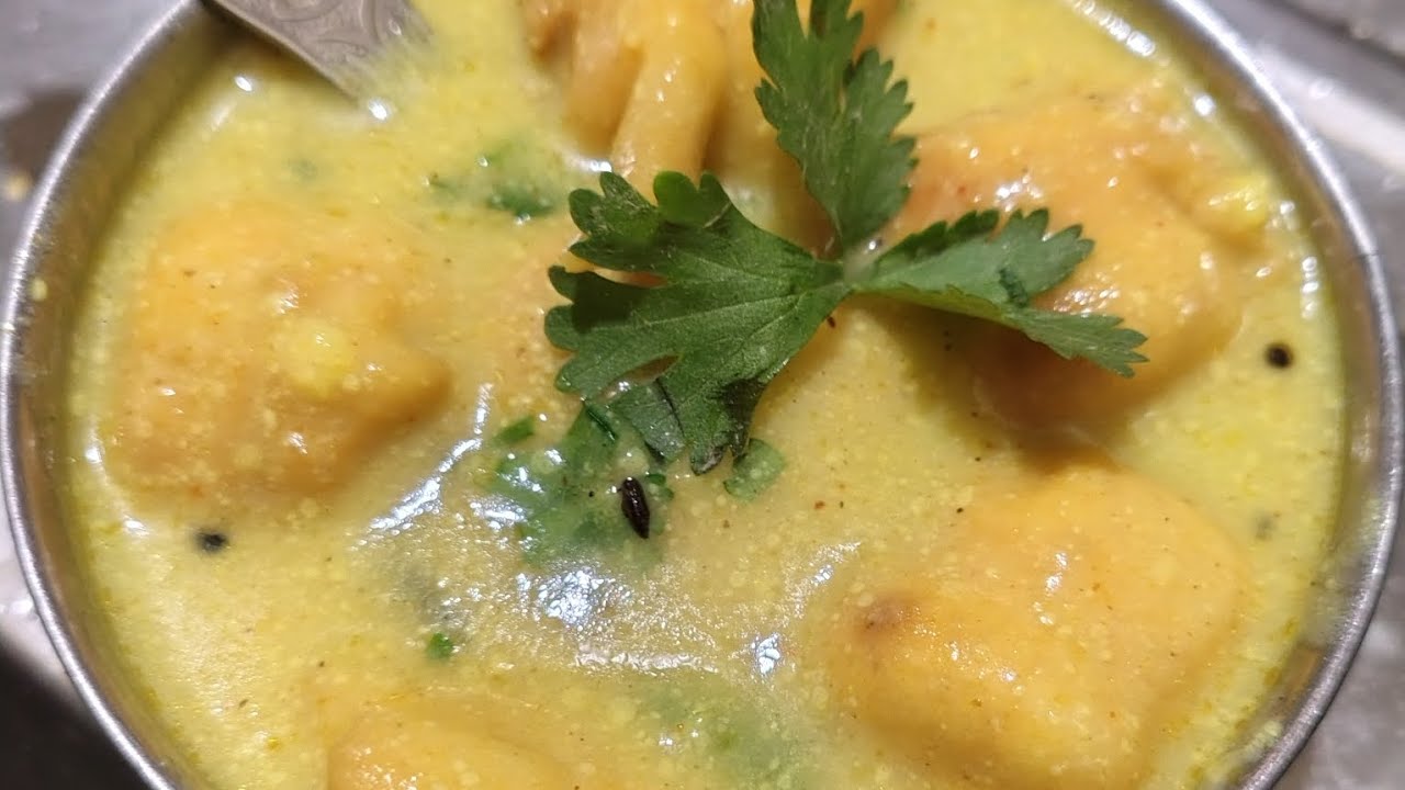 Karhi bari with dahi aasan tarike se#aasantarika #karhipakorarecipe #bari
