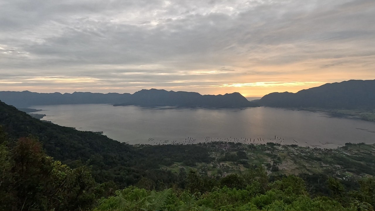 Rolling through Indonesia. West Sumatra. Puncak Lawang. 2.2026. GX016397-428