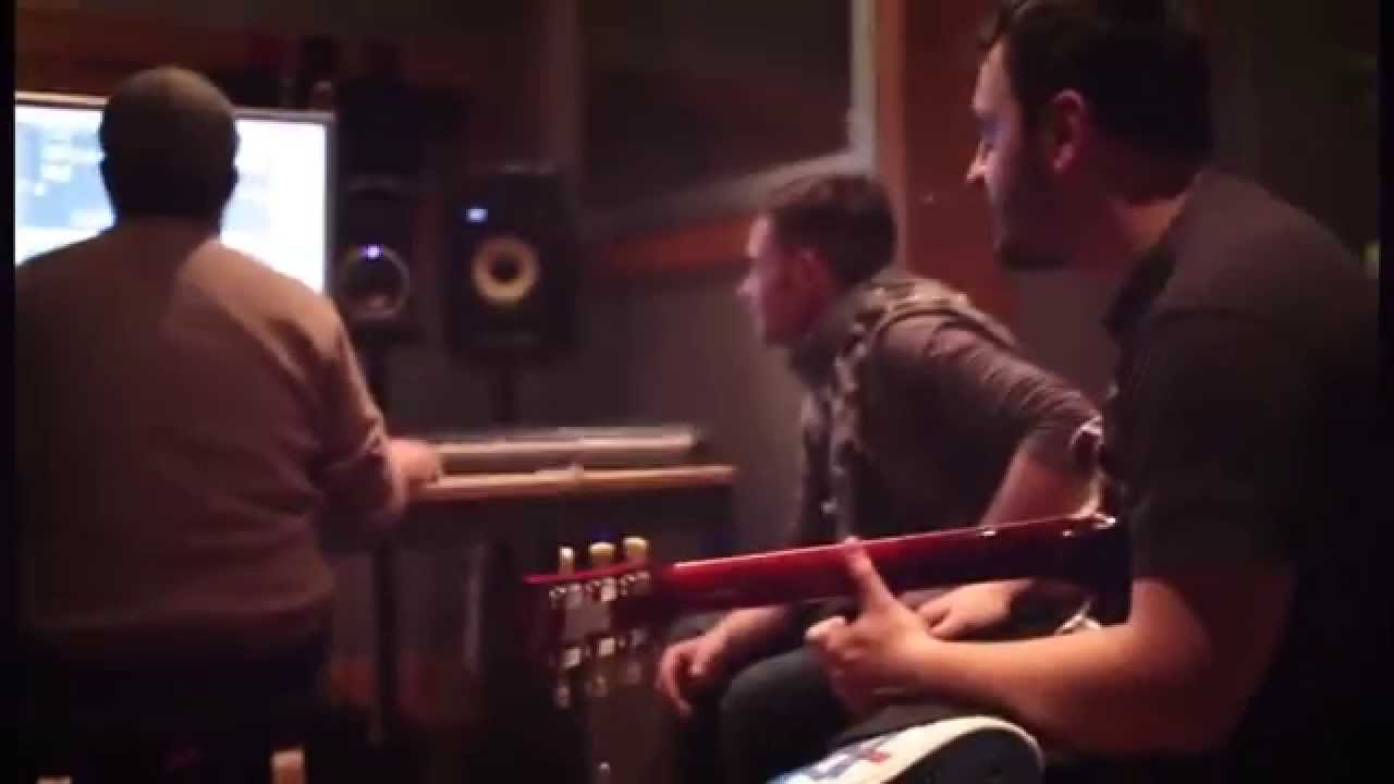 IL PROBLEMA SONO IO - Aceto (AcqueLuride) feat. Raza (Rasasawa) e Alessio Moritti
