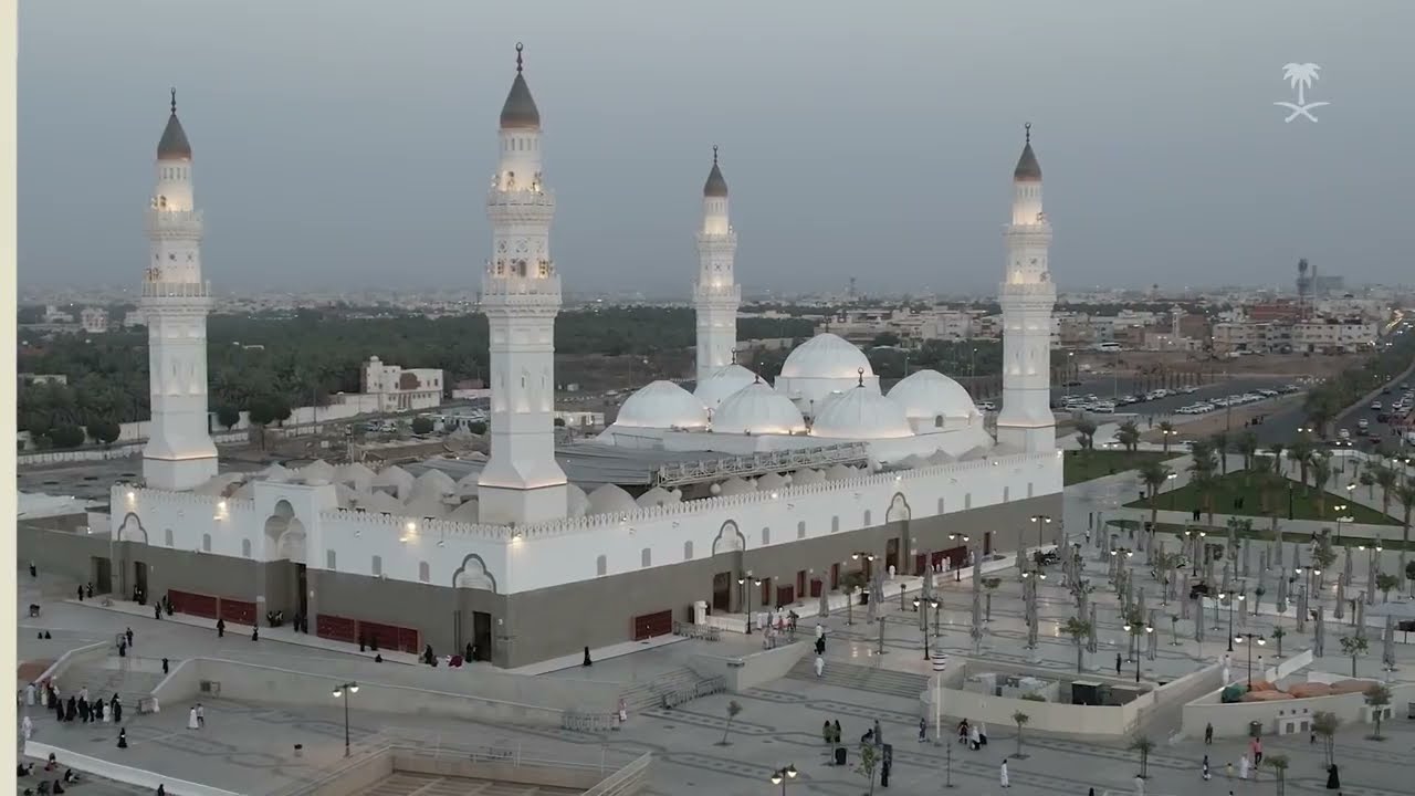 جادة قباء شريان حيوي يربط بين المسجد النبوي و مسجد قباء.