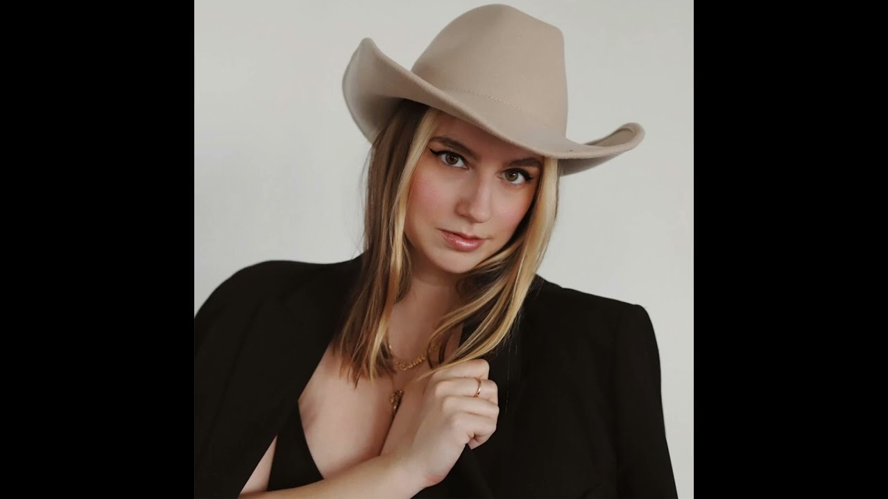 Stormfire &ndash; A Soulful Country-Pop Ballad of Love, Lightning, and Destiny Beneath a Stormy Sky