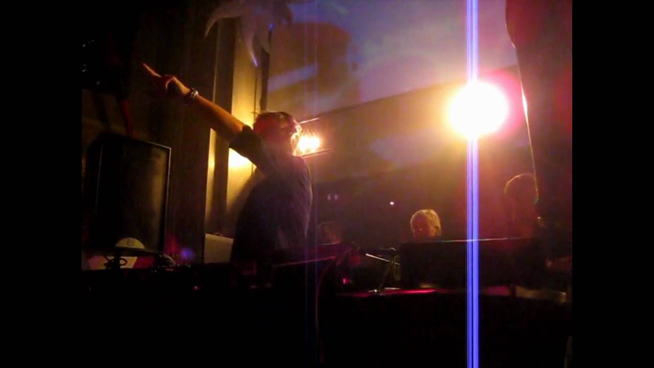 Armin - Wippenberg vs Marc Vision - Chakalaka's Time Gate (Armin van Buuren Remash) - Ruby Skye