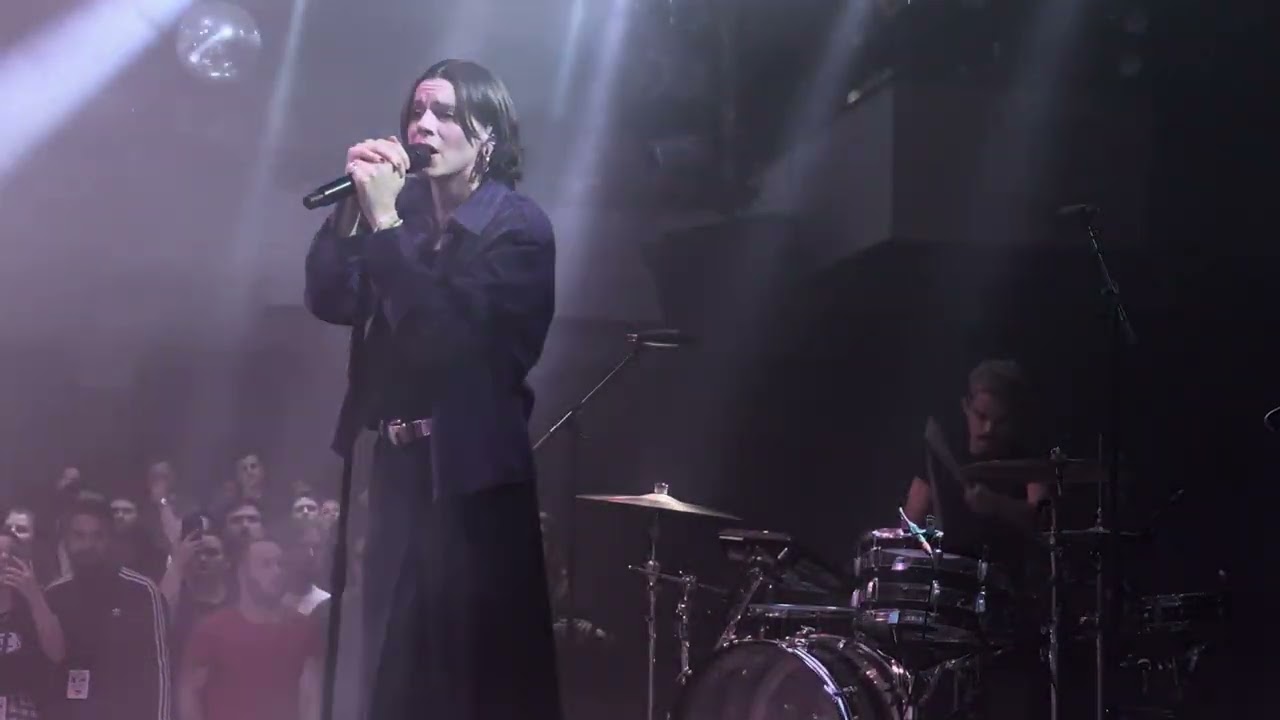 PVRIS - You and I + SENTI-MENTAL (live in Prague 2024)