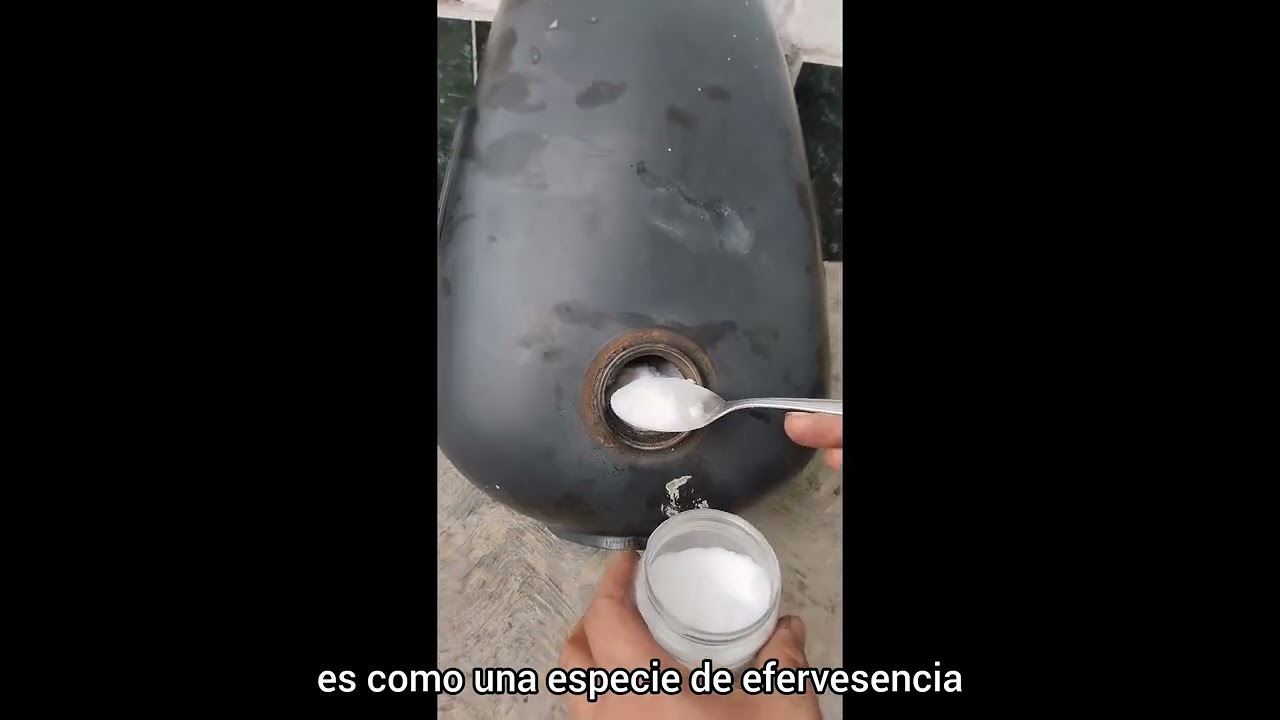 Cómo limpiar el tanque de gasolina de una moto...