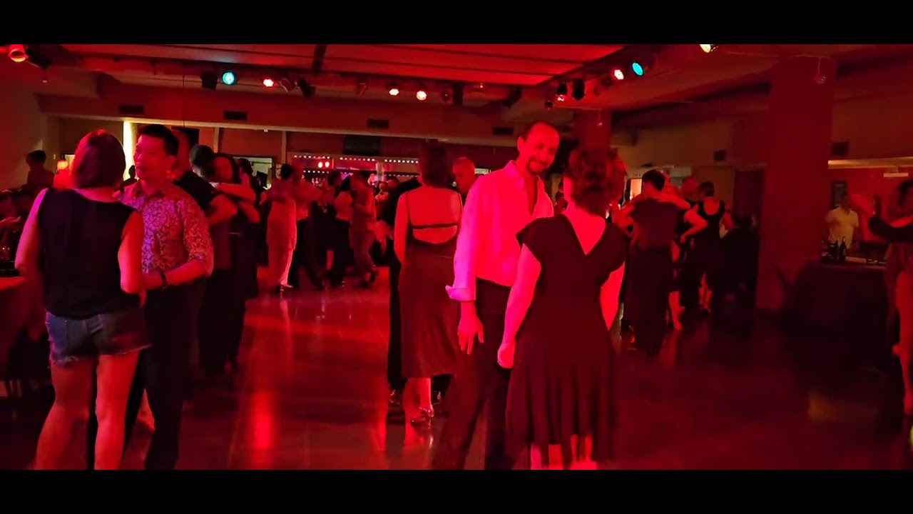 Milonga La Viruta, Buenos Aires,  en 08/03/23 - 1/2