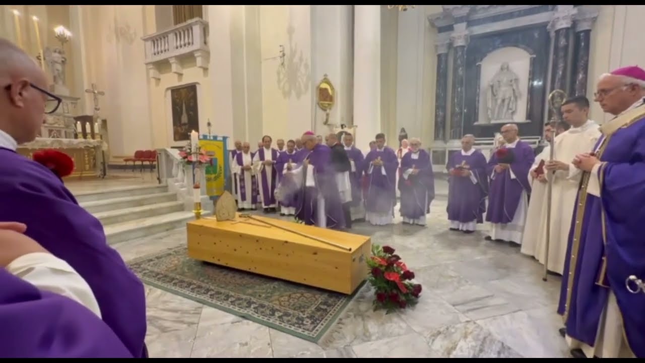 Cagliari, ultimo saluto a Mons. Antioco Piseddu, vescovo emerito di Lanusei