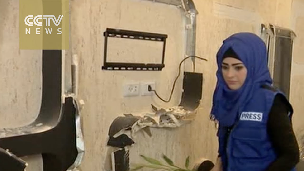 Israeli military raids Palestinian radio station