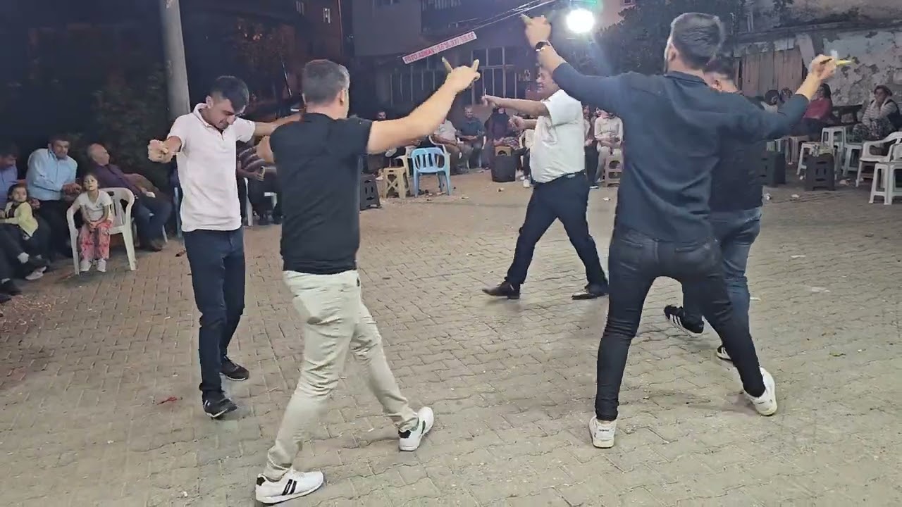 DEMİRCİ'nin TEKELER KÖYÜNDE KÖY MUHTARI ABDURRAHMAN ÜNLÜ'NÜN OĞLU AHMET'İN ASKER EĞLENCESİ 2024