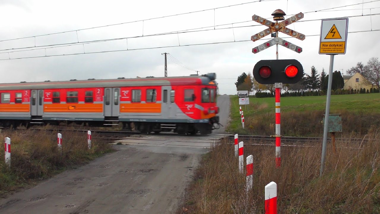 [4K] SSP Poledno #1 | Polish railroad crossing