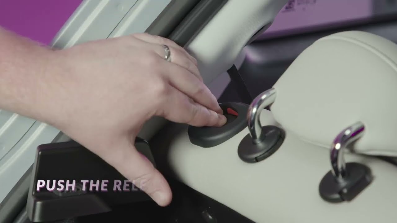 All-Electric Fiat 500 Digital Handover - Boot and Rear Seats