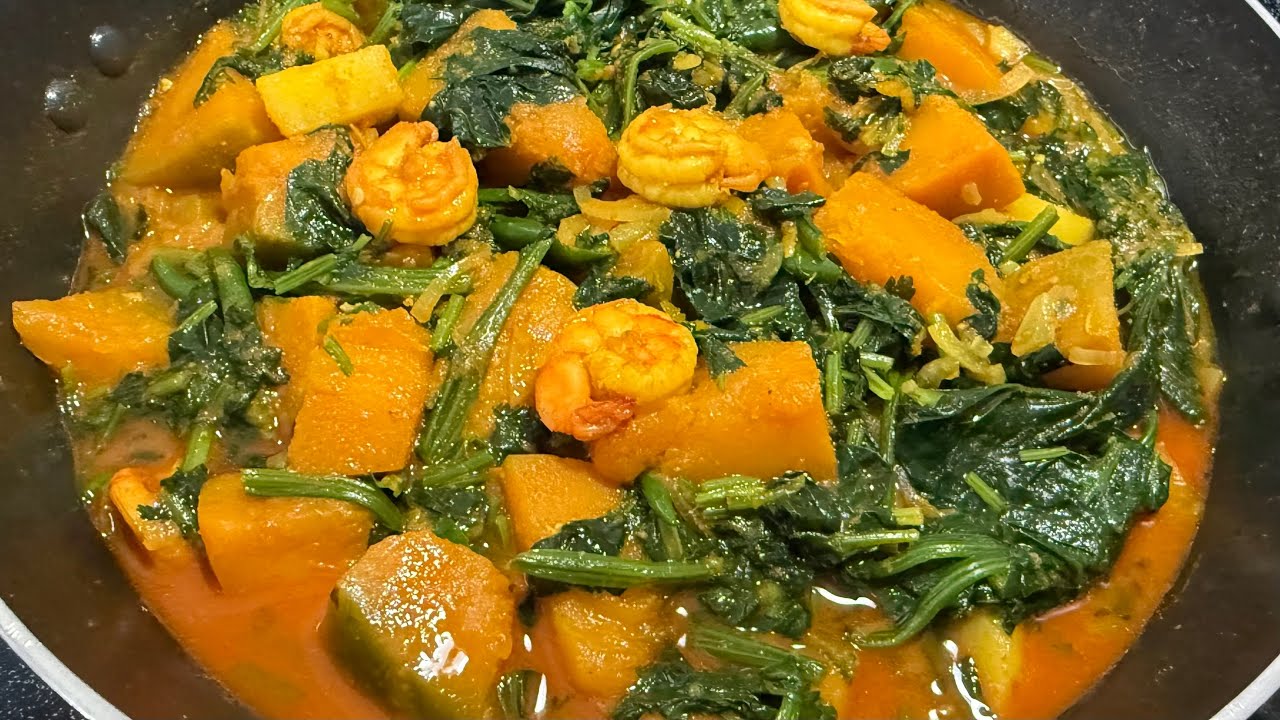 Flavor-Packed Shrimp, Pumpkin & Spinach Curry 🍤🎃🥬