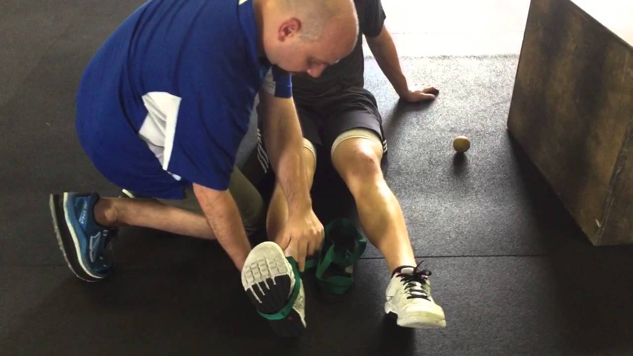 Correction for Runner's Knee and Feet Turned Out During Squats