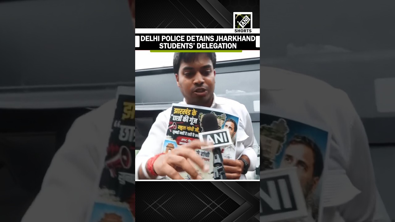 Jharkhand students&rsquo; delegation arrives to meet Rahul Gandhi, detained by Delhi police