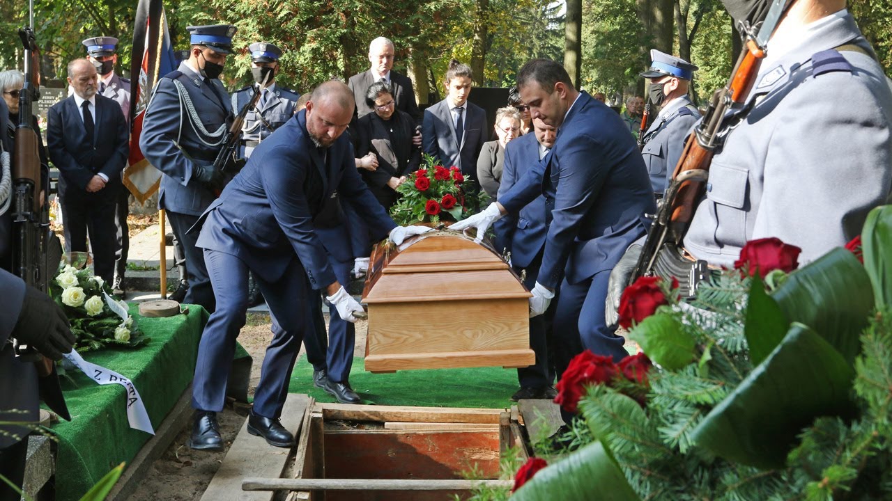 Pogrzeb policjanta Rafała Dzwonnika w Pabianicach