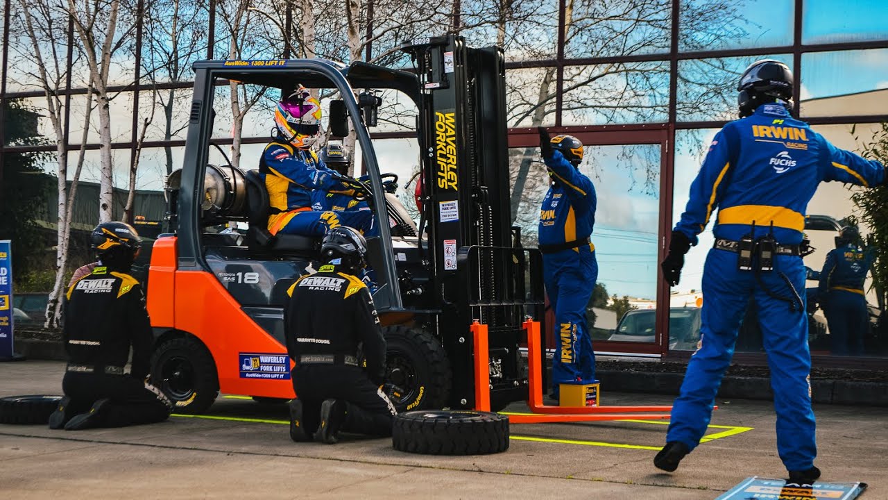 Forklift pit stop with Supercars squad Team 18