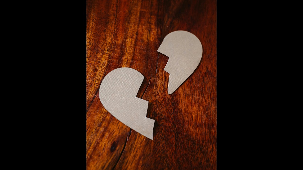 Prayer for Comfort In Grief | A Christian Prayer for Those Who Are Mourning and Brokenhearted