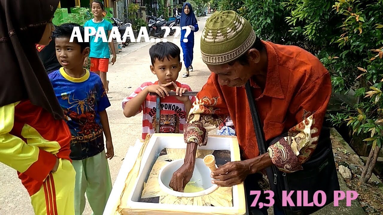 NASIB PENJUAL ES TUNG TUNG KELILING  yang rela berjalan sejauh 7,3 Kilo pulang pergi setiap hari.