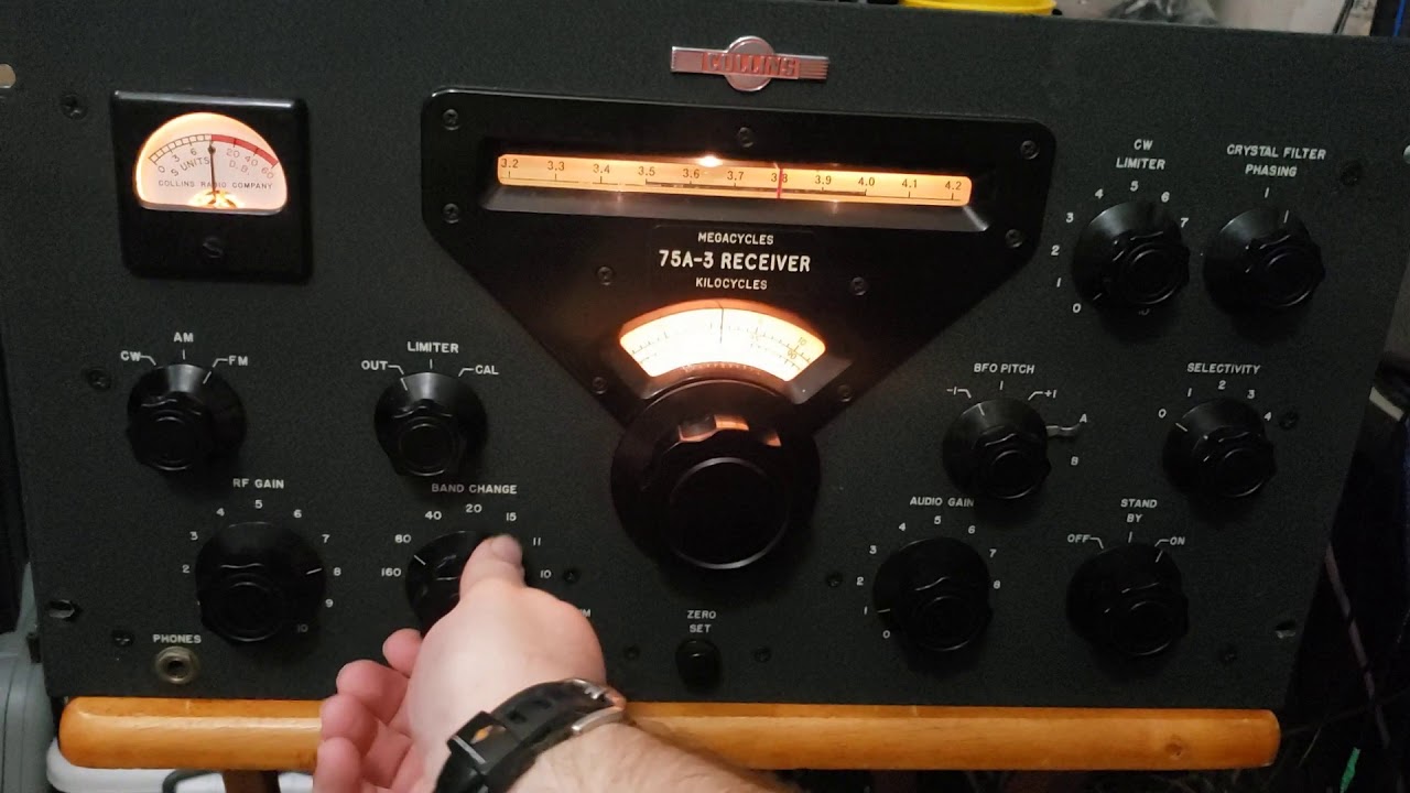 Collins 75A-3 demonstration