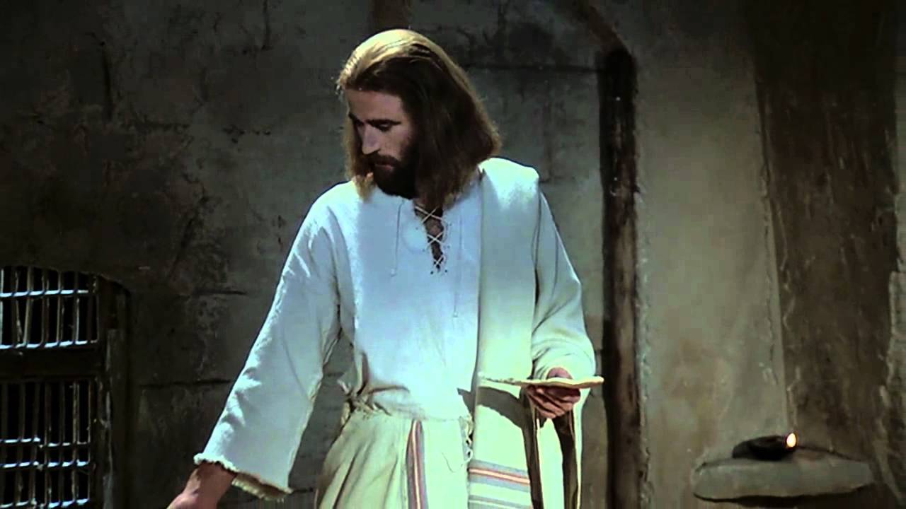 The Last Supper on Maundy Thursday | JESUS Film Clip (English)