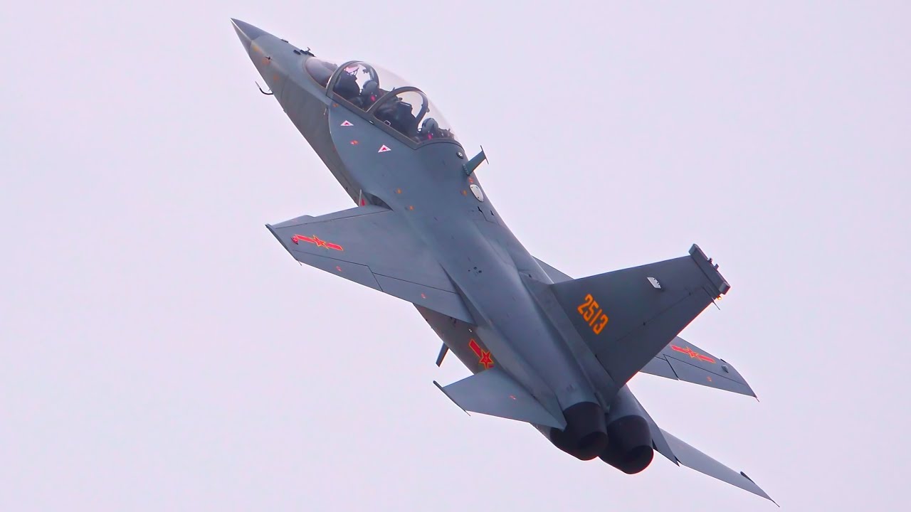The Screaming Wolf: Hondu JL-10 Jet Trainer&rsquo;s Fierce Display Changchun Airshow