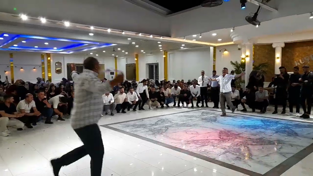 Tokat kasap Halayının ustaları sahnede
