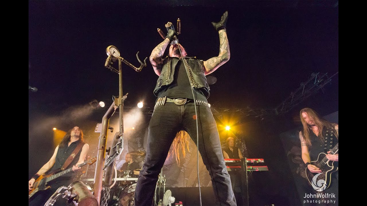 AMORPHIS - The Wanderer - live in Belgrade 2014. (by John Wolfrik)