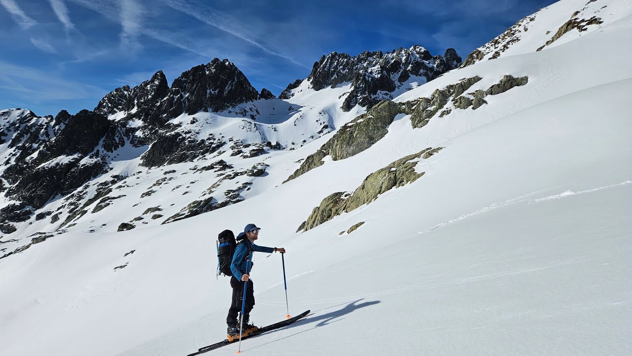 Grand 8 autour des Aiguilles de l''Argentière en ski de rando
