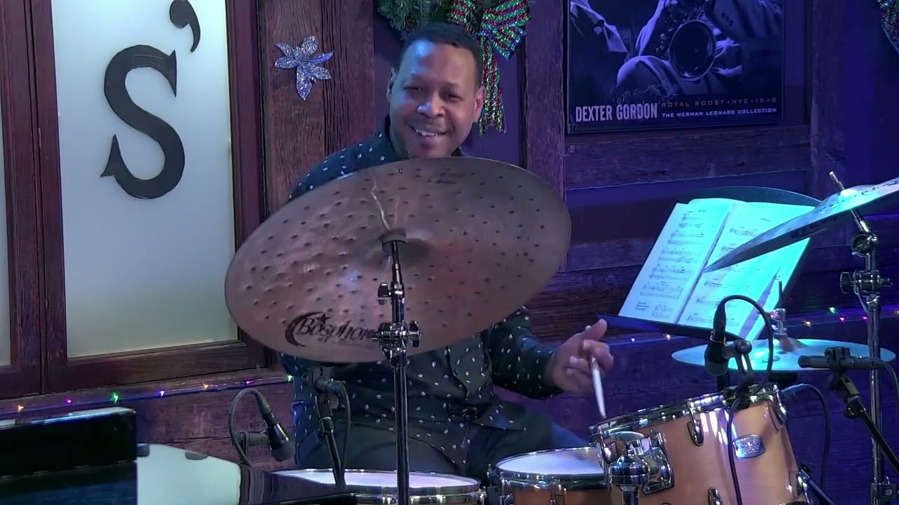 Mike Bond Quartet - Con Alma