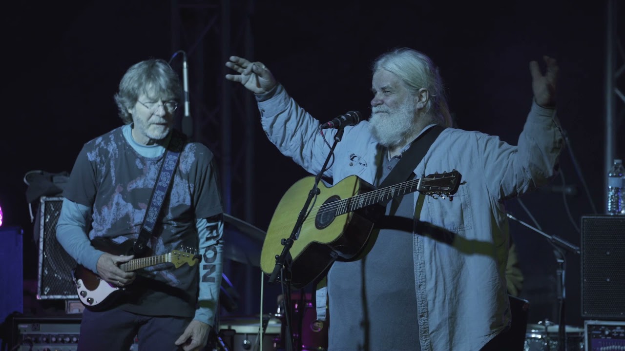 Leftover Salmon live at the Shawnee Cave Amphitheater performing Pasta on the Mountain Ft. Sam Bush