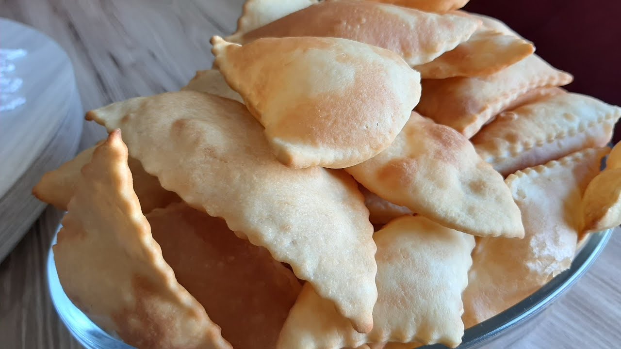 BOLINHO (ORELHA DE PADRE SEM FERMENTO) MUITO PRÁTICO
