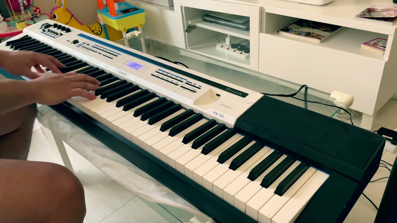 Casio PRIVIA PX5S (PIANO SOUNDS)