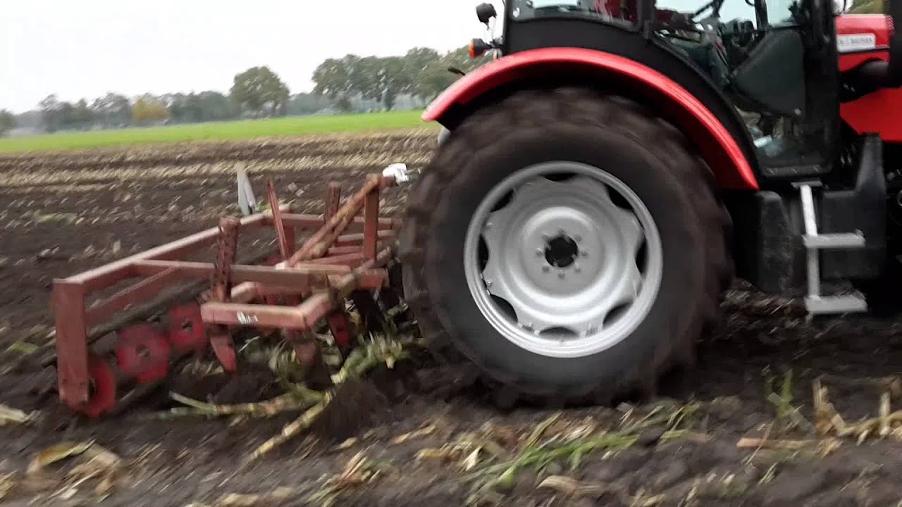 Zetor proxima 90 plus met cultivator