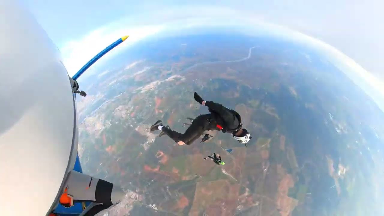 Deividas Misiulis Skydive Jump No: 1472 7 way tracking Marius view