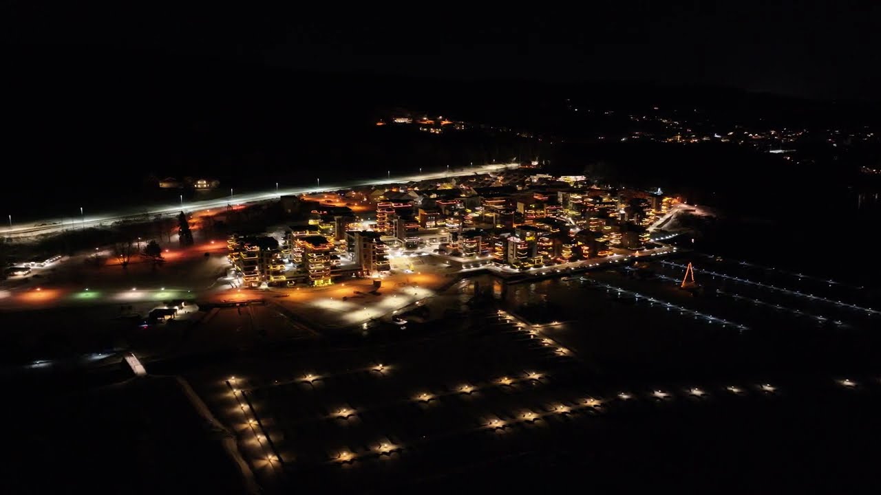 Sveip over Nordre Jarlsberg Brygge, Sande i Vestfold 04.01.2025
