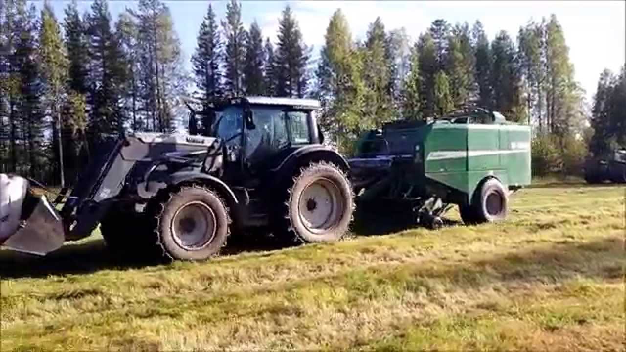 Rehuntekoa 2 sato 2015  Valtra N141 ja McHale fusion 2