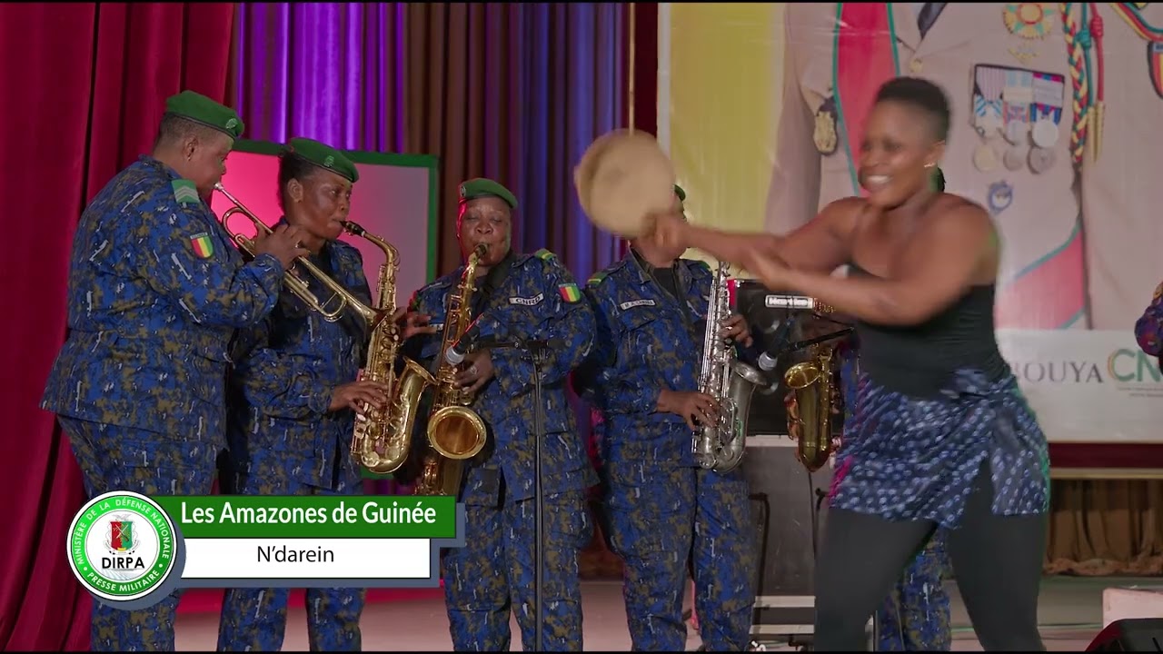 Les Amazones de Guinée. Titre: N’darein
