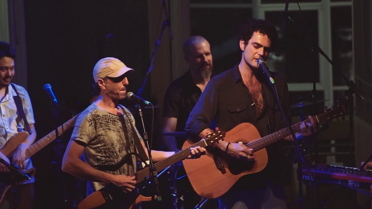 Zeca Baleiro - Obsessão feat. Chico Salem (clipe álbum Arquivo_Duetos 2)
