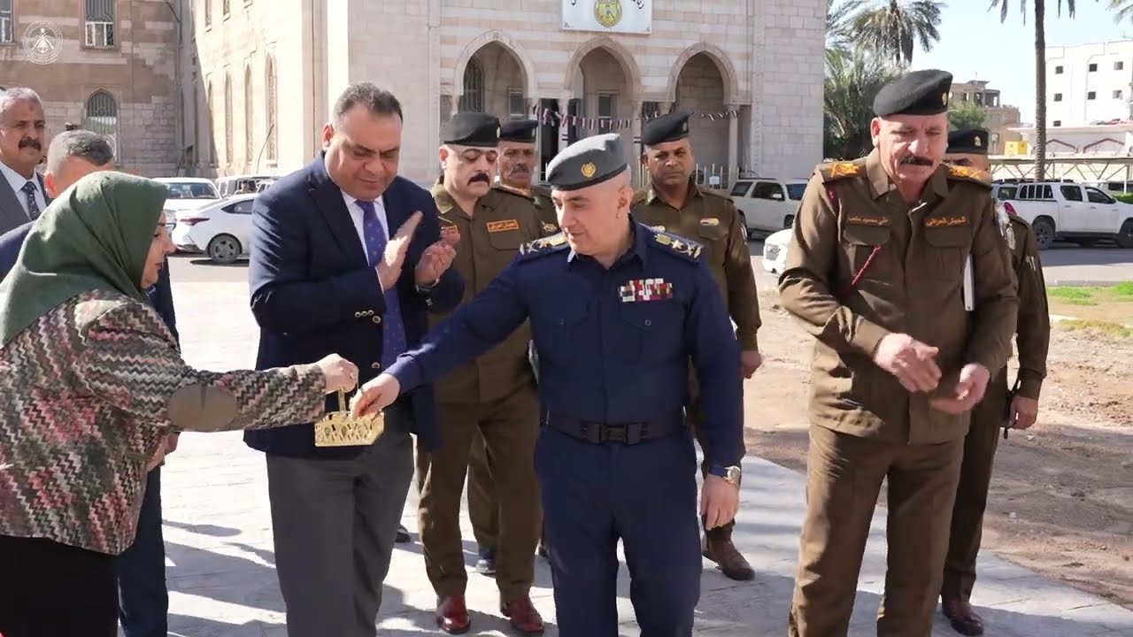 الأمين العام لوزارة الدفاع يفتتح مستودع الوثائق العسكرية واستعلامات مكتب الأمين العام