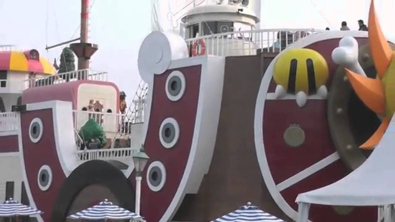 One Piece We are Real life! + Thousand Sunny Real Life!