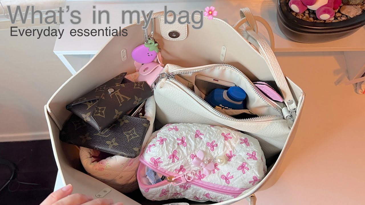 What’s in my Bag? These are the essentials 