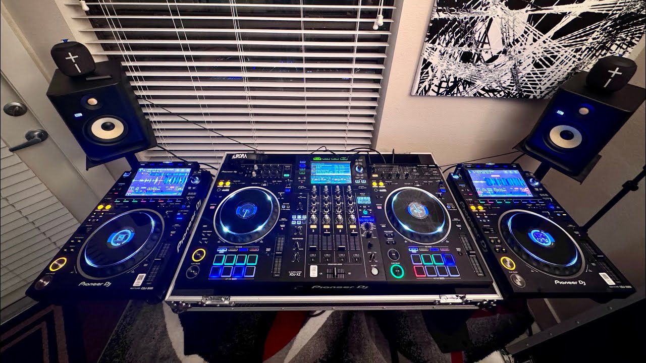 2 Pioneer CDJ3000s Hooked Up to XDJ-XZ Update