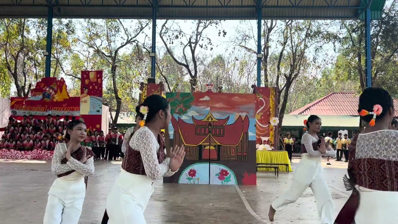 การแสดงและสแตนด์เชียร์ คณะไกรสร (สีเหลือง) ดอกปีบเกมส์ 2568 โรงเรียนศรีมโหสถ