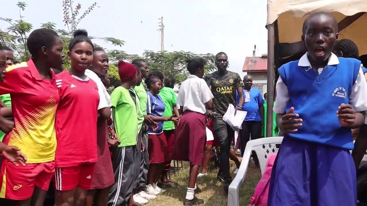 Tems  Burning HYPE@NYAMONYE GIRLS HIGH SCHOOL,DURING2024 TALENT EXPO EVENT#afrikwearunit ON LOCATION