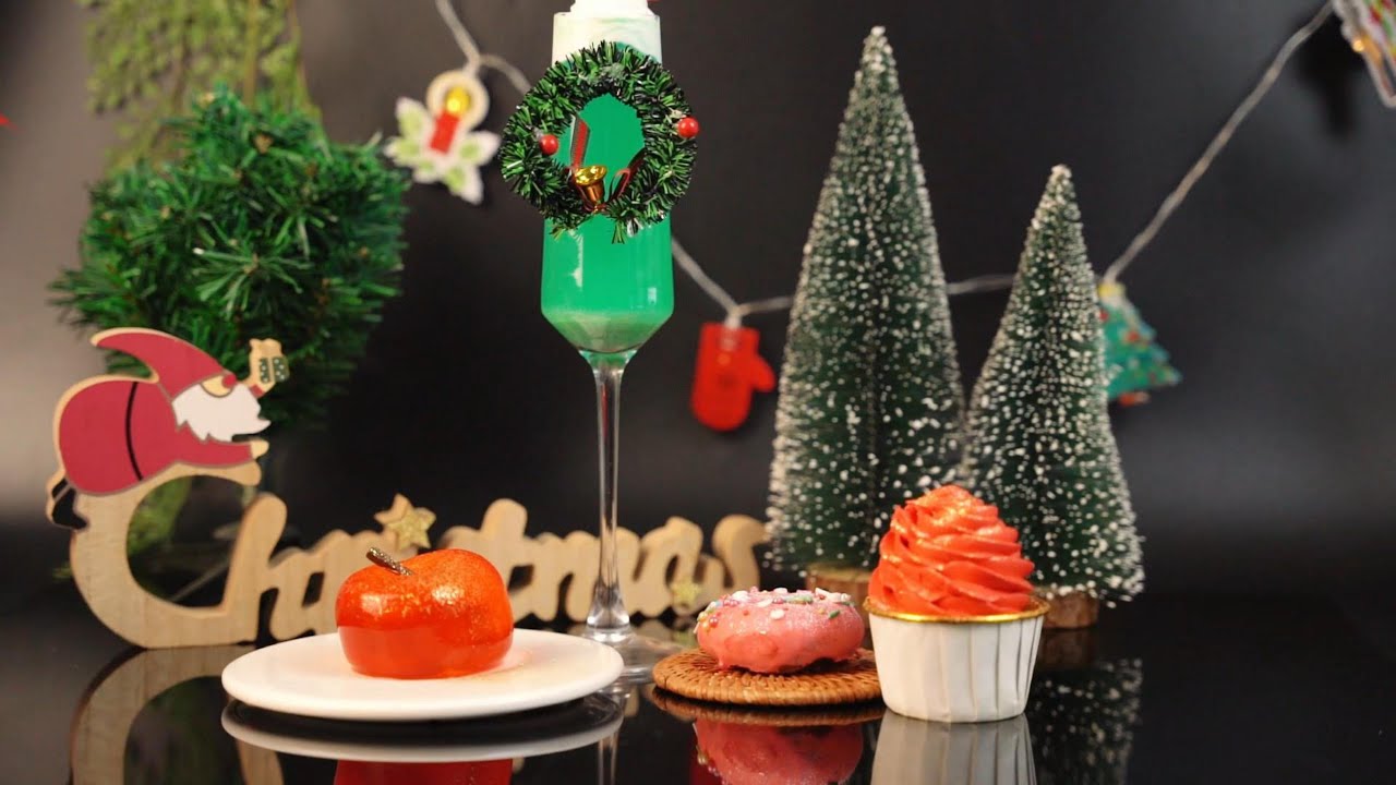 Make Your Holidays Sparkle! Create Beverages and Desserts with Edible Glitter 🍎🍩🧁