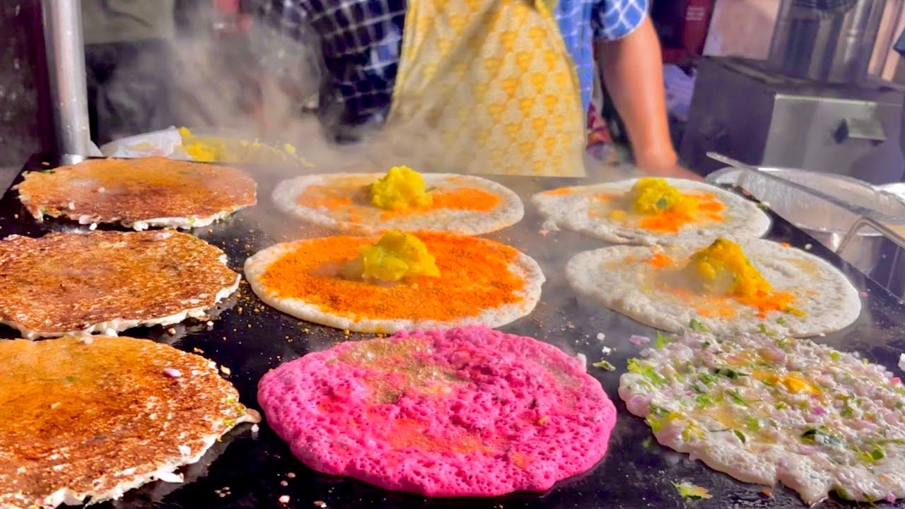 Bangalore most popular Pink dosa is famous @ Krishna cart