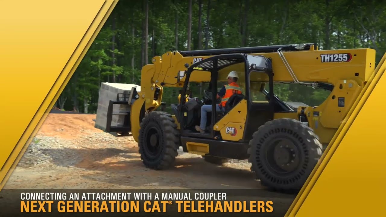 Connecting an Attachment with a Manual Coupler on Next Generation Cat&reg; Telehandlers