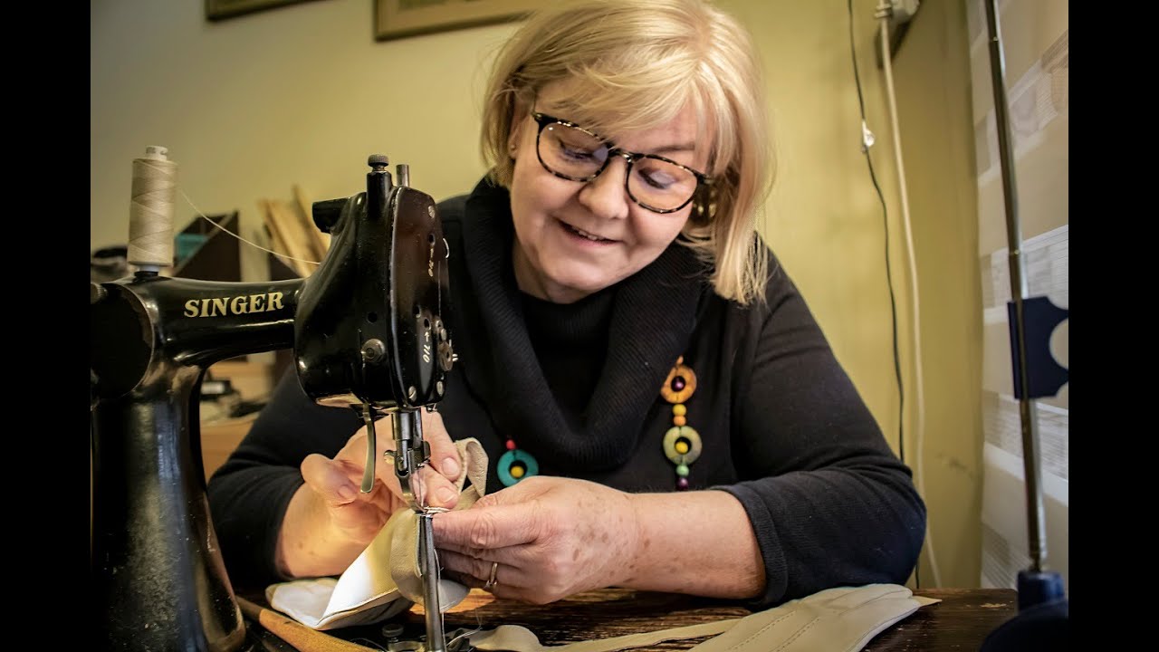 Giedroyć Rękawiczki - Local Hero Project