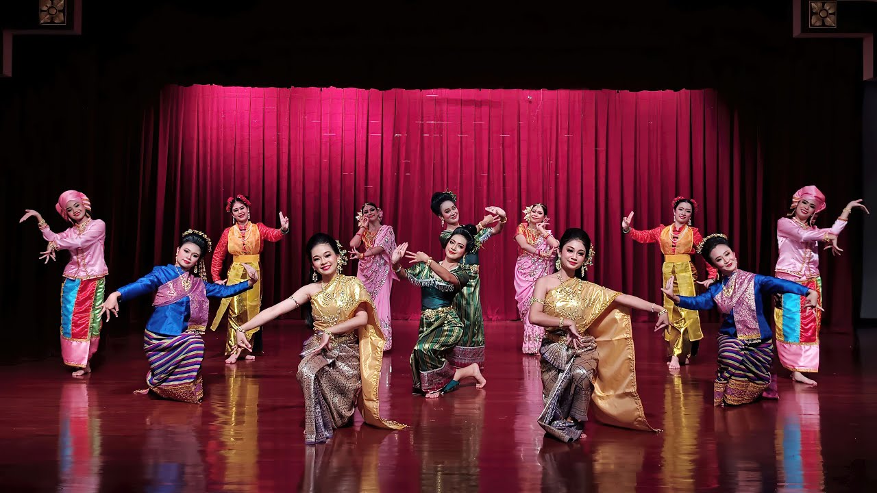 ระบำชุมนุมเผ่าไทย