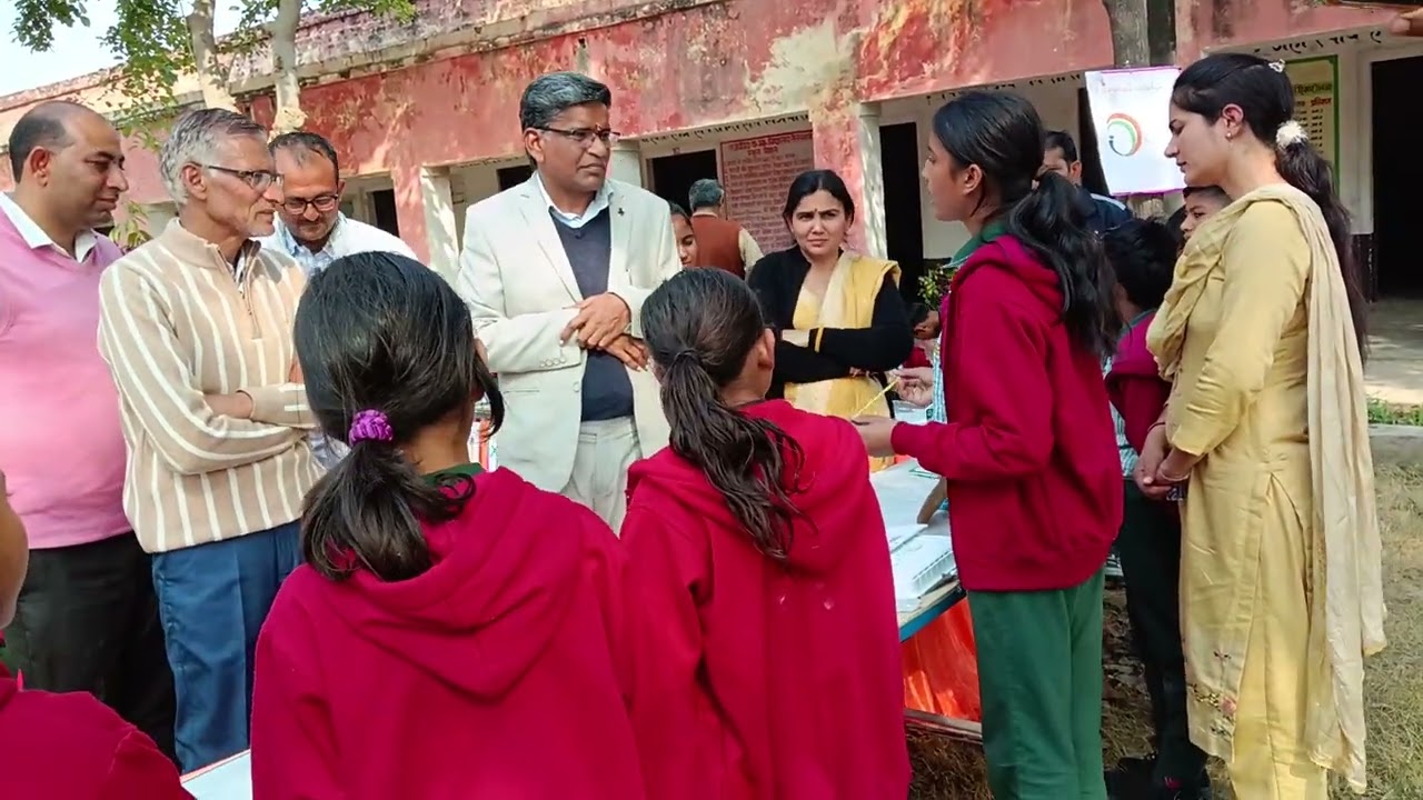 BEO Mandi Adampur Sh Umed Singh visit at GSSS Telanwali (1488)